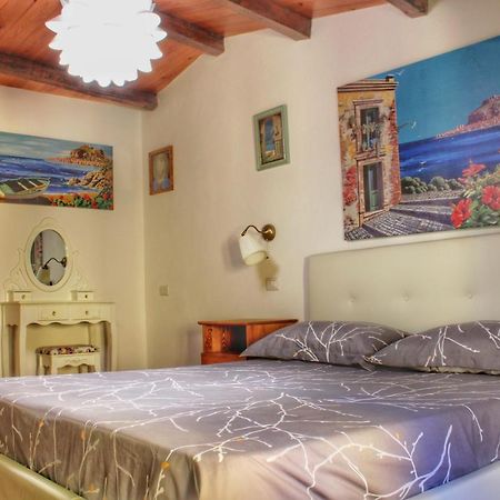 Gerani House Villa เชฟาลู ภายนอก รูปภาพ